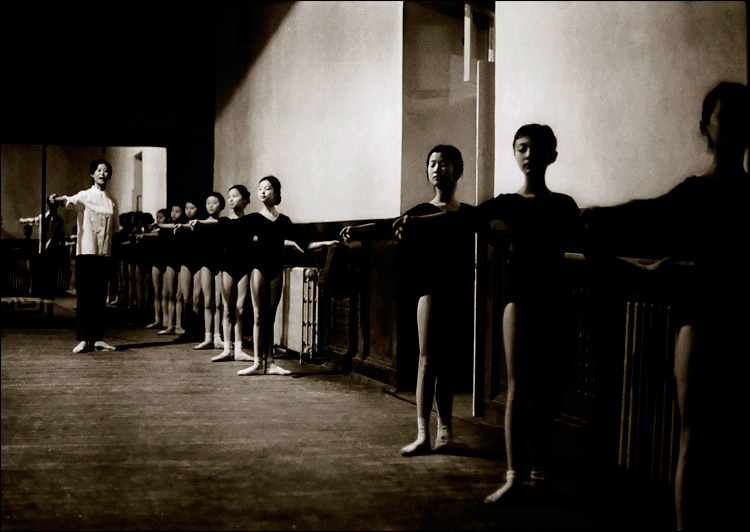 Tien Chou Theater, Beijing, Chinese Dance Students